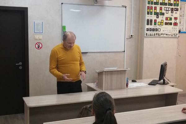 IMG-0e0622ad5e82a72fb707410b548c470b-V_original